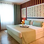 International & Conference Center Hotell Tirana