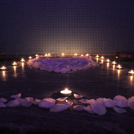 地拉那国际酒店及会议中心 4* 地拉那