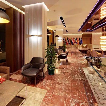 地拉那国际酒店及会议中心