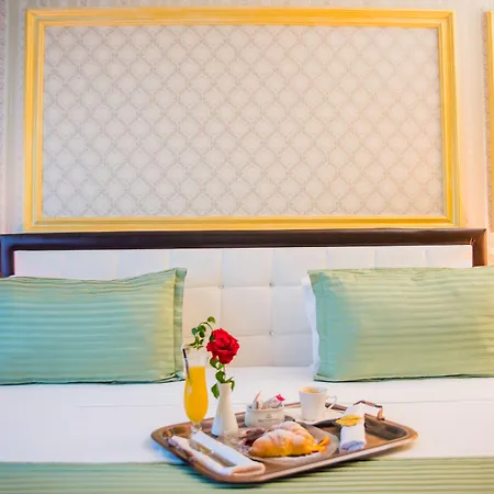 地拉那国际酒店及会议中心