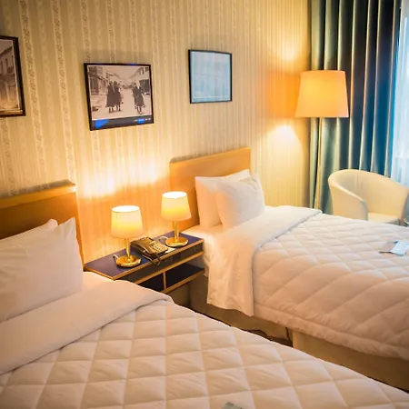 International & Conference Center Hotel Tirana