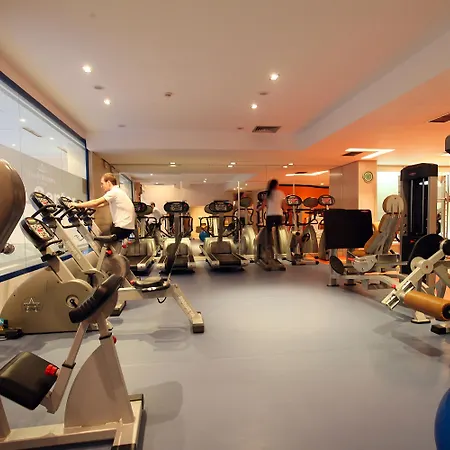 地拉那国际酒店及会议中心