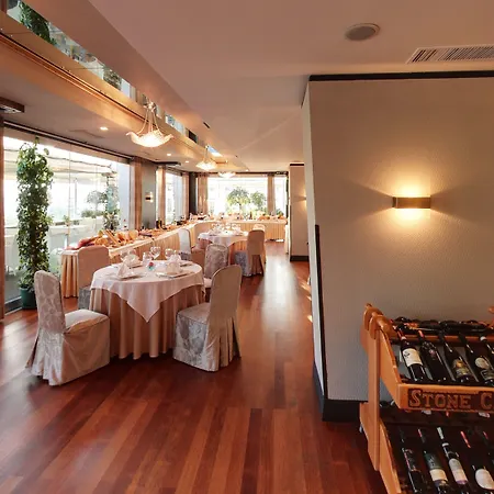Hotel International & Conference Center Tirana