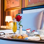 International & Conference Center Hotel 4*