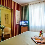 Hotel International & Conference Center Tirana