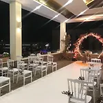 International & Conference Center Hotel 4*