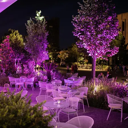 International Hotel&conference Center 4* Tirana