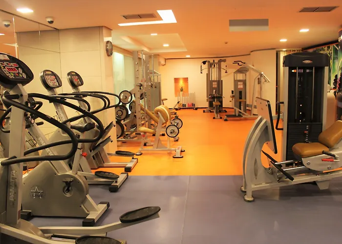 International & Conference Center Hotell