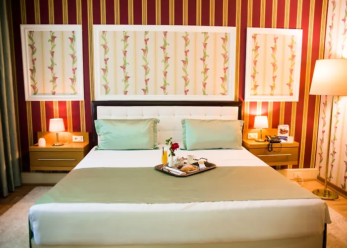 International & Conference Center Hotell 4*